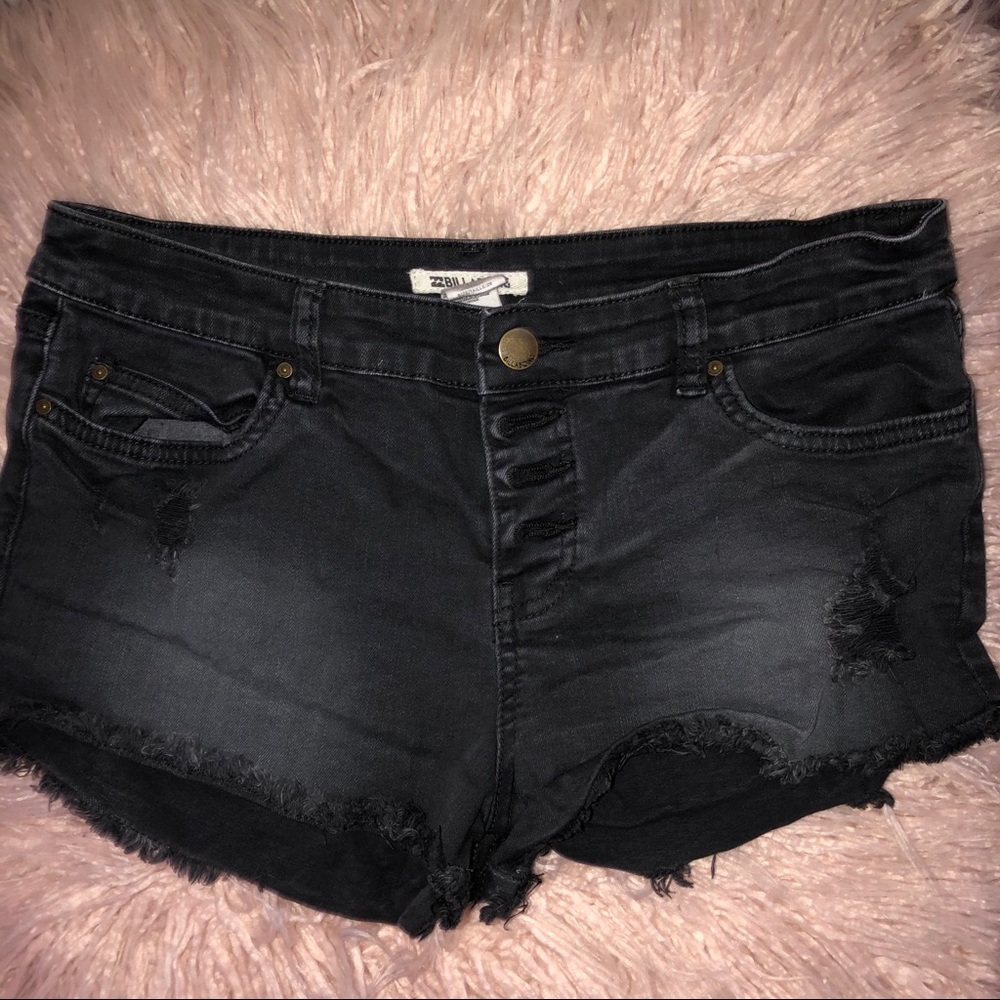 BILLABONG black cut-off shorts